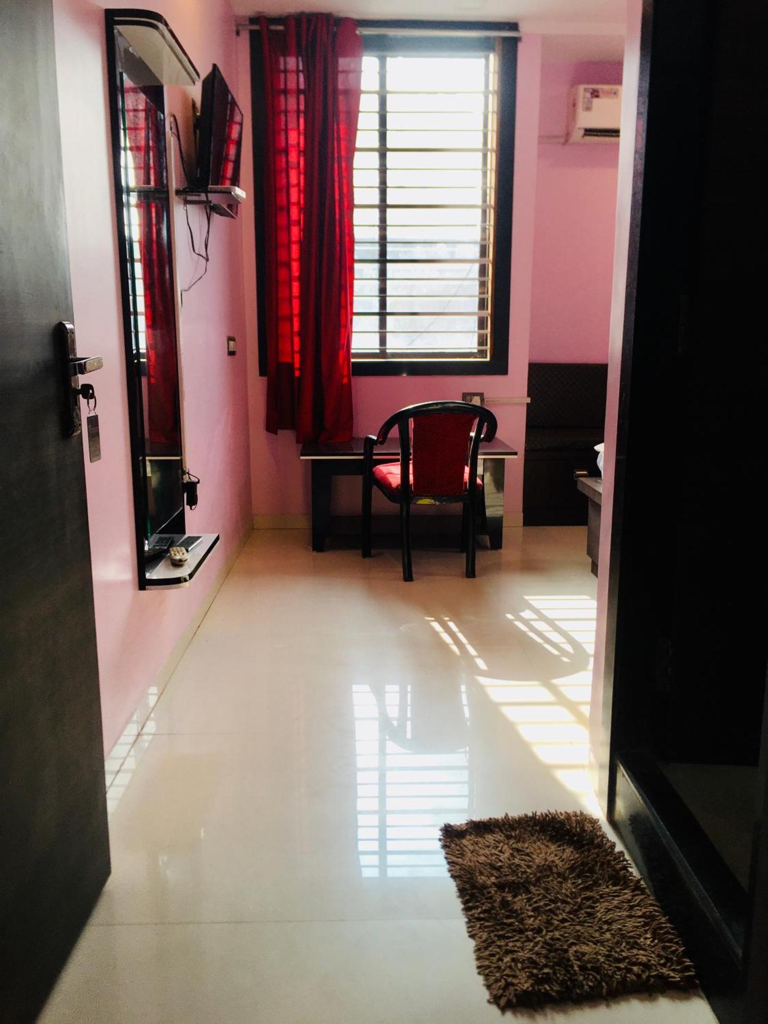 Chanda Palace Guest House Hazaribag ภายนอก รูปภาพ